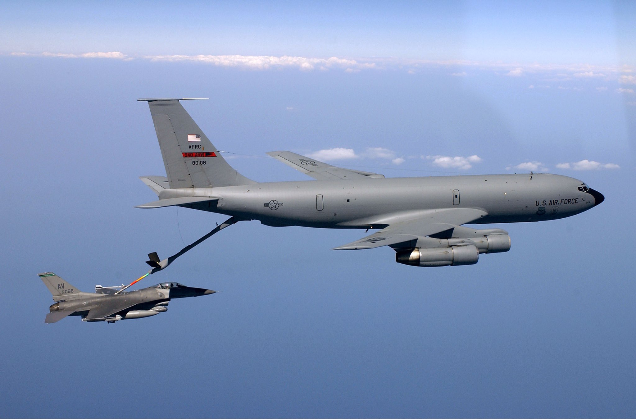 Se estrella avión cisterna de EU en Irak; reportan seis muertos