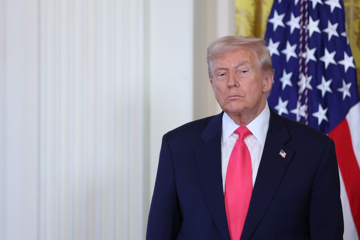 Trump lanza dura advertencia a Irán en plenas mesas de Suiza