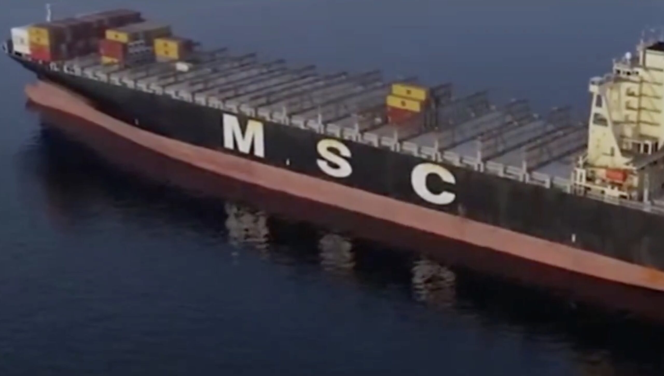 Irán incauta dos buques en Ormuz pese a prórroga de tregua de Trump