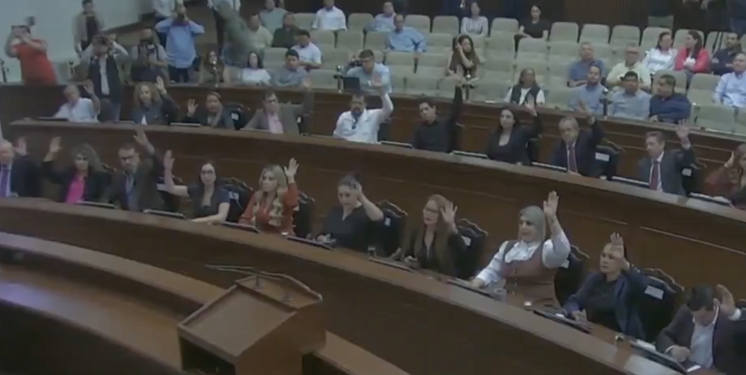 Rubén Rocha Moya deja el cargo: Congreso aprueba su licencia