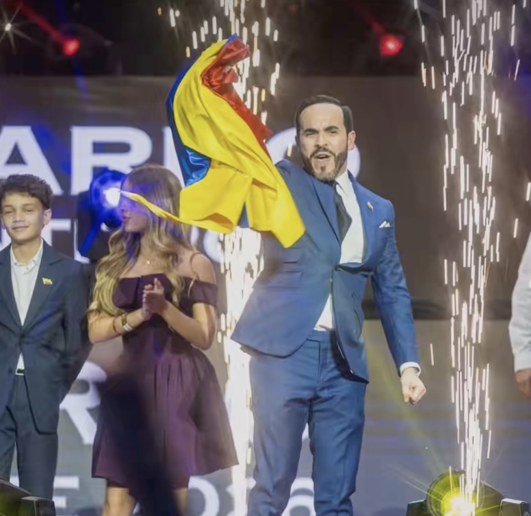 El derechista Abelardo de la Espriella gana presidencia en Colombia ante Iván Cepeda