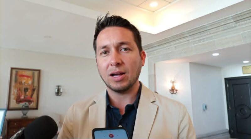 Confirman desaparicion de Erik Stanford exfuncionario de Reynosa: Hallan su camioneta