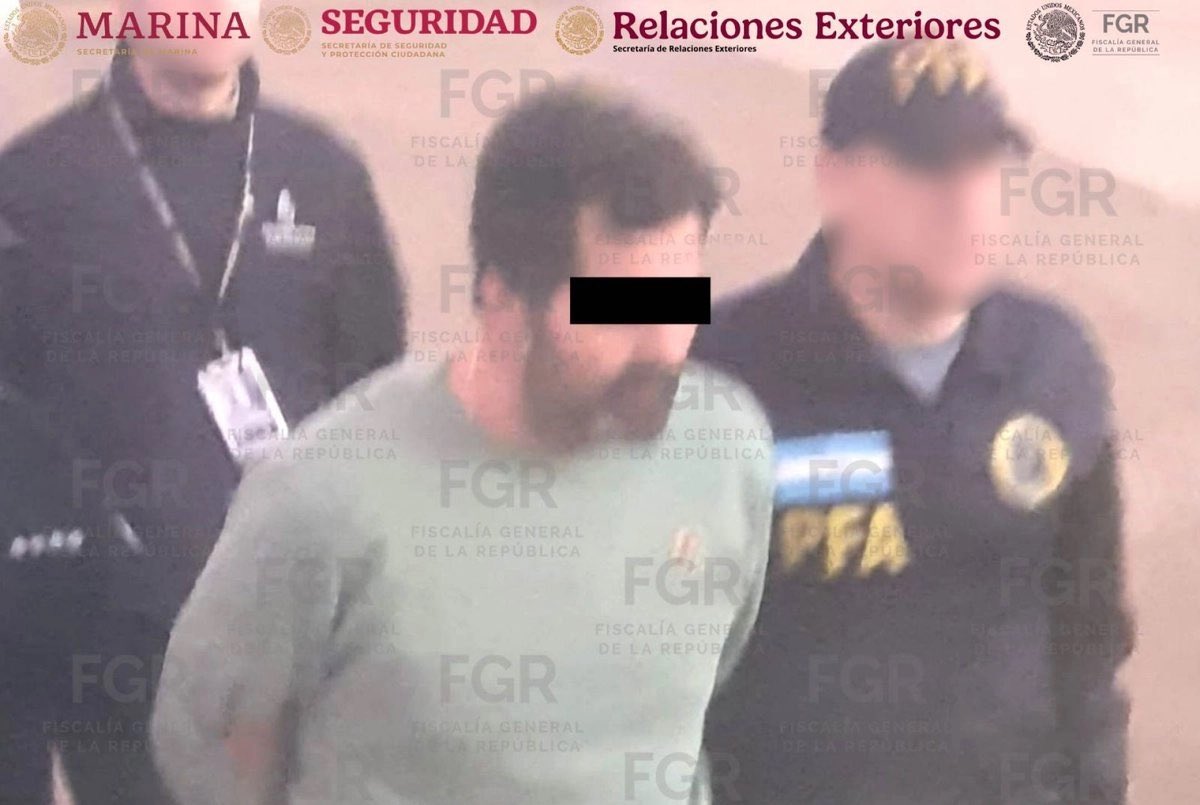 Vinculan a exmarino Fernando Farías Laguna por “huachicol” fiscal