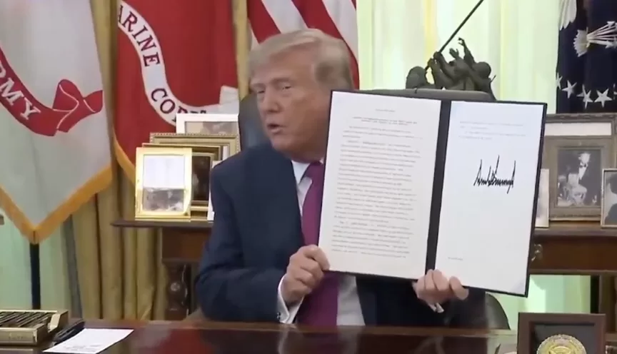 Trump también quiere rebautizar el océano Atlántico o Pacífico