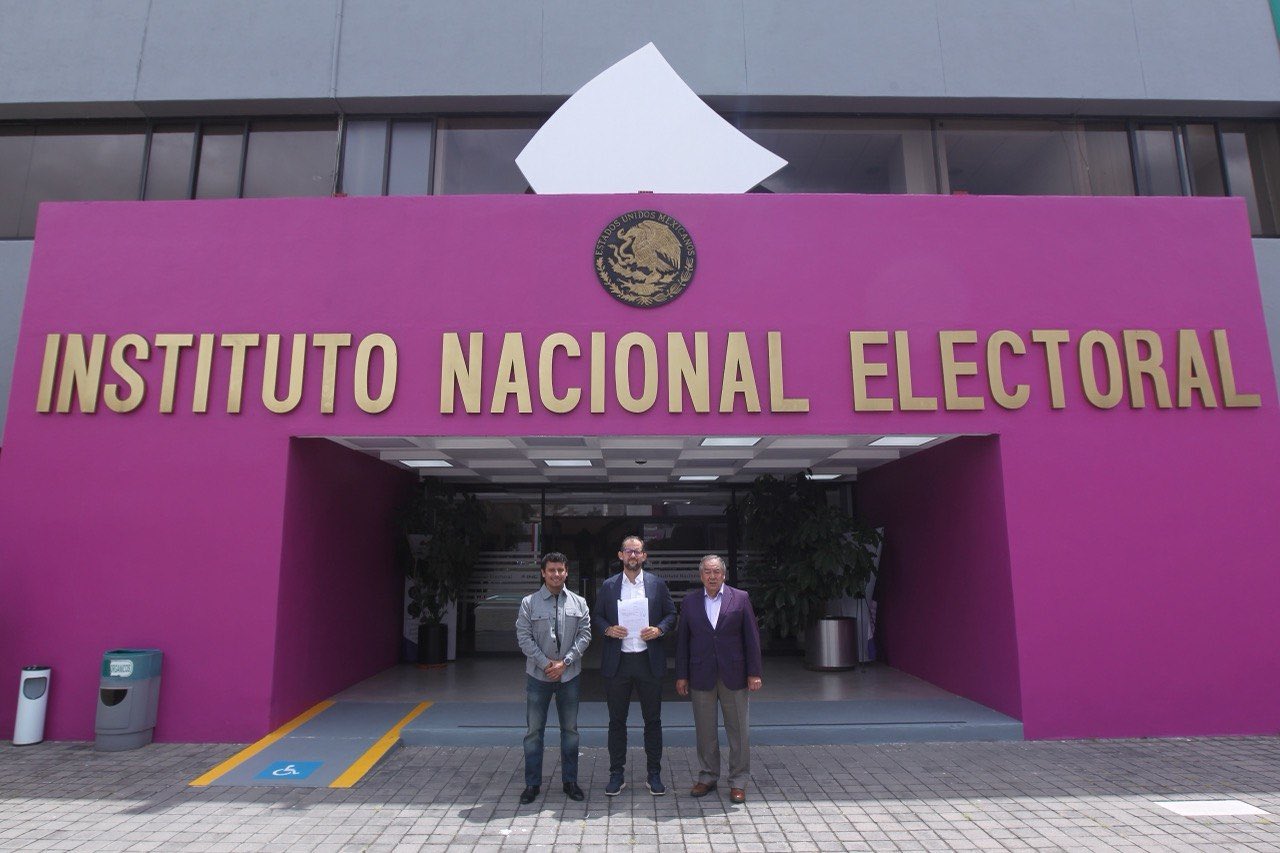 Movimiento Ciudadano denuncia a Morena ante el INE por “coordinadores” estatales