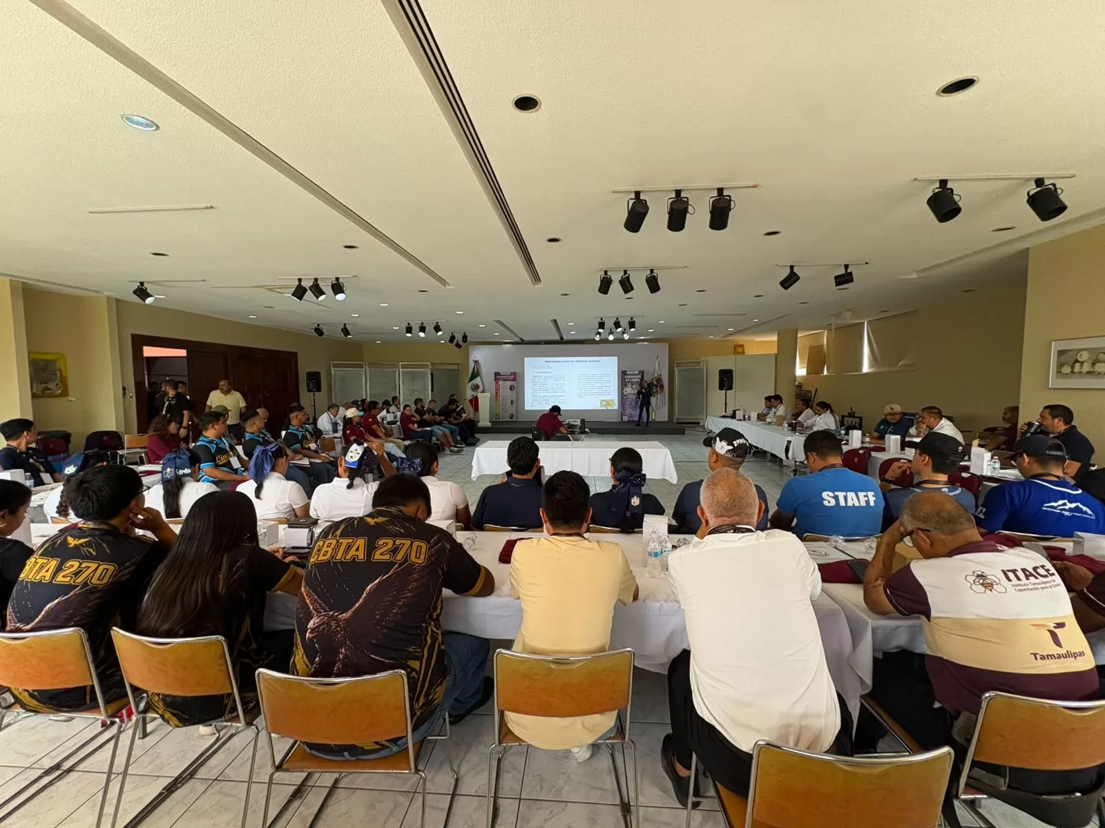 Fiscalía de Tamaulipas capacita contra violencia escolar