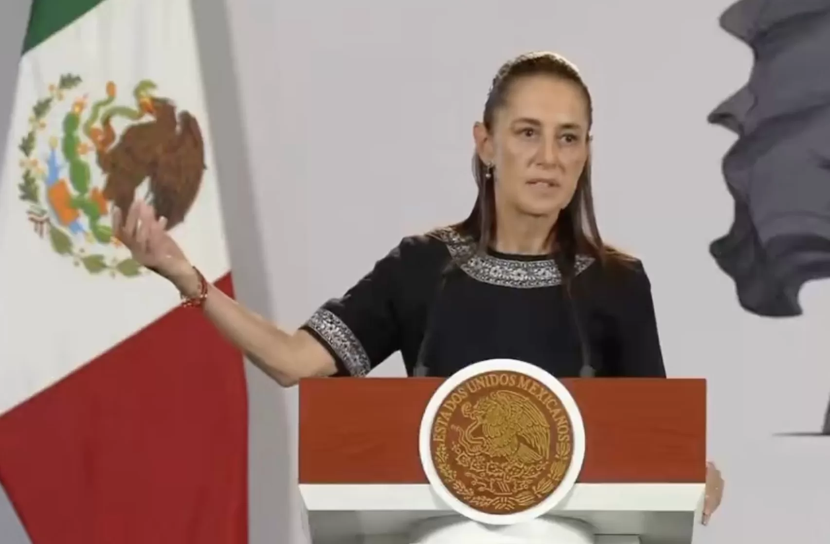 Sheinbaum admite que 59 millones de litros asegurados en Guanajuato no son huachicol